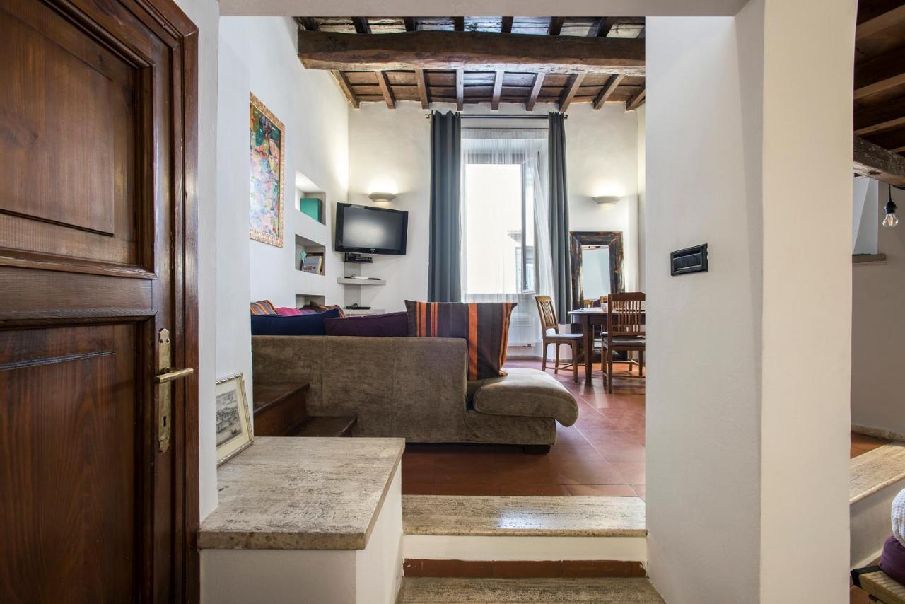 Charming Pantheon Apt In The Heart Of Rome Apartment Exterior foto